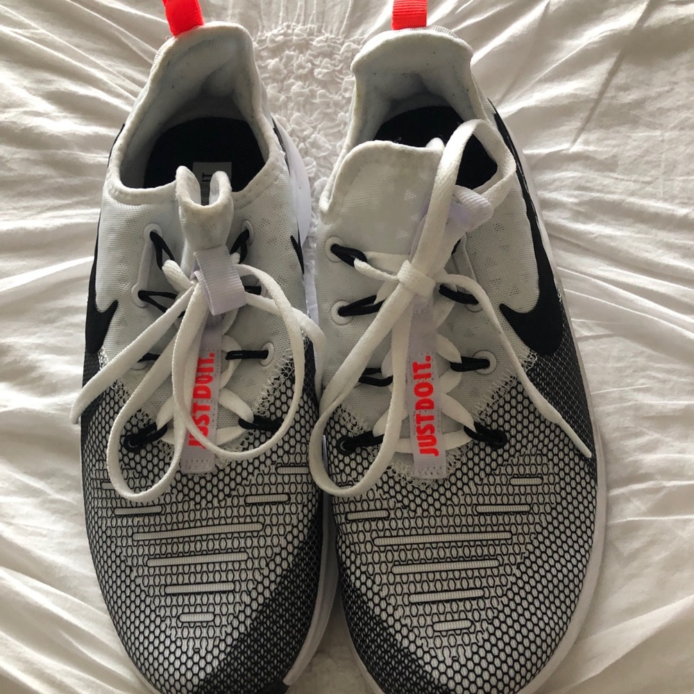 Nike Free TR 8
